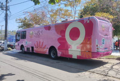 Ônibus Rosa leva cuidados de saúde da mulher a bairros de Macaé em fevereiro