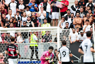 Rossi lamenta expulsão de Carrascal em vice do Flamengo: 'Prejudicou muito'
