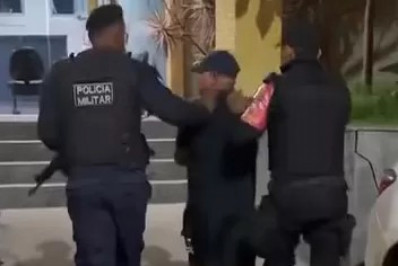 Estrangeiro e brasileiro são presos por tráfico durante patrulhamento em Iguaba Grande