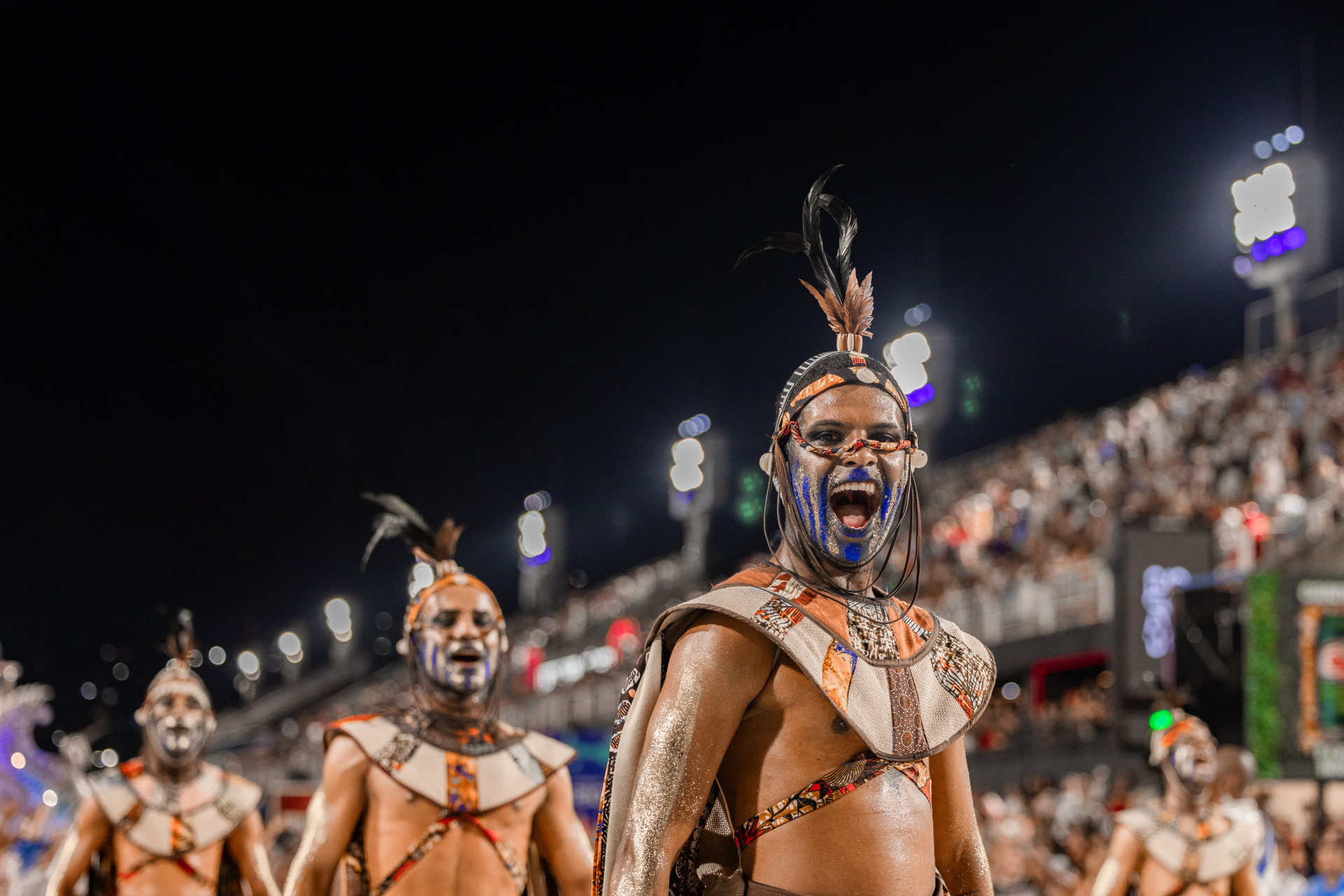 Ensaio técnico da Beija-Flor ocorreu embaixo de forte chuva - Vítor Melo/ Rio Carnaval