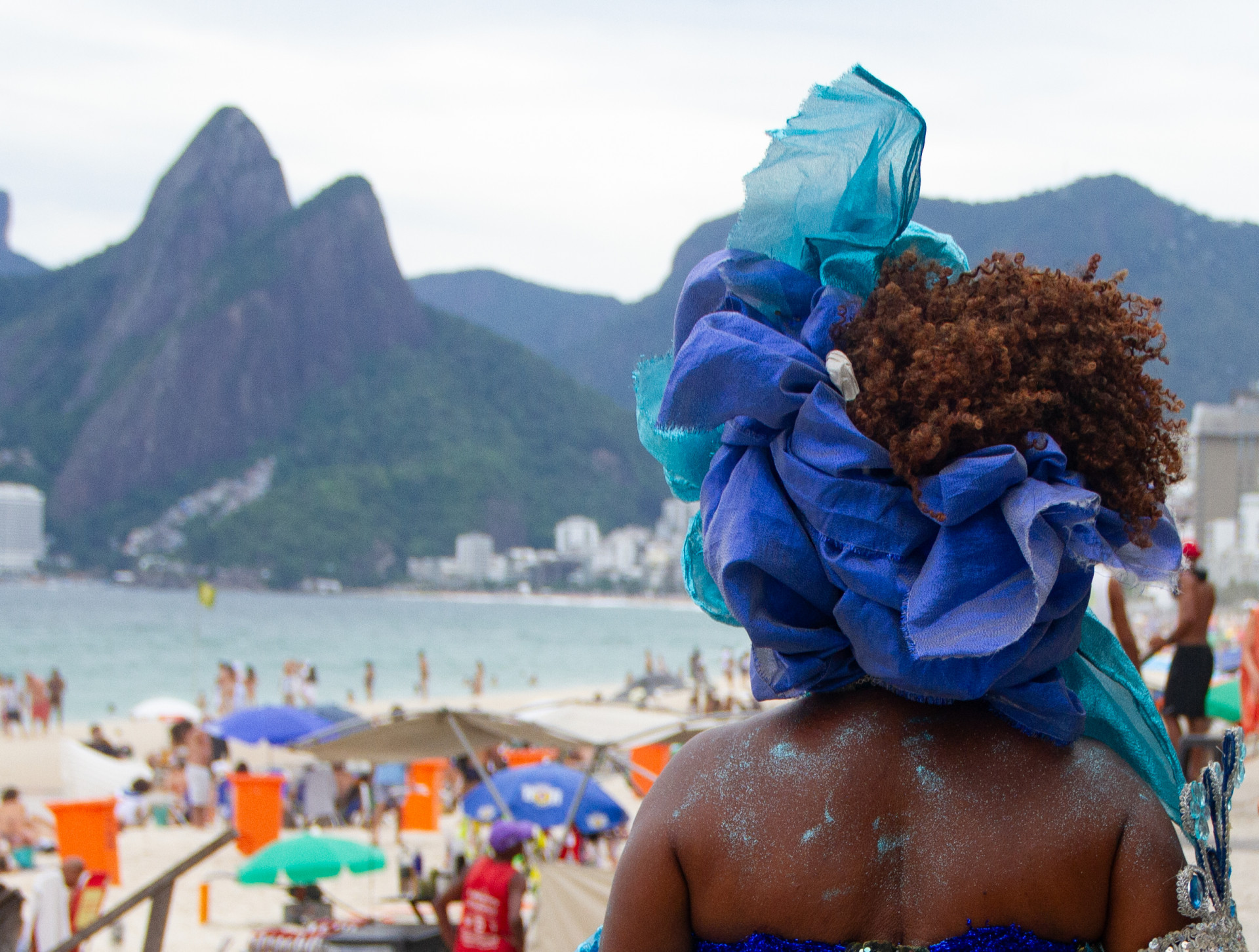 Cortejo de Iemanj&aacute; na Praia do Arpoador, Zona Sul do Rio, na tarde desta segunda-feira (2) - &Eacute;rica Martin/Ag&ecirc;ncia O Dia