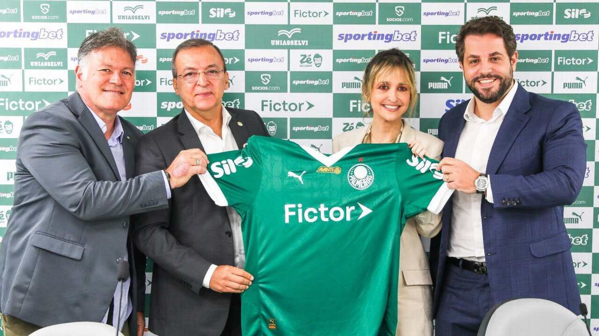 Palmeiras rescinde contrato de patroc&iacute;nio; empresa entrou em recupera&ccedil;&atilde;o judicial