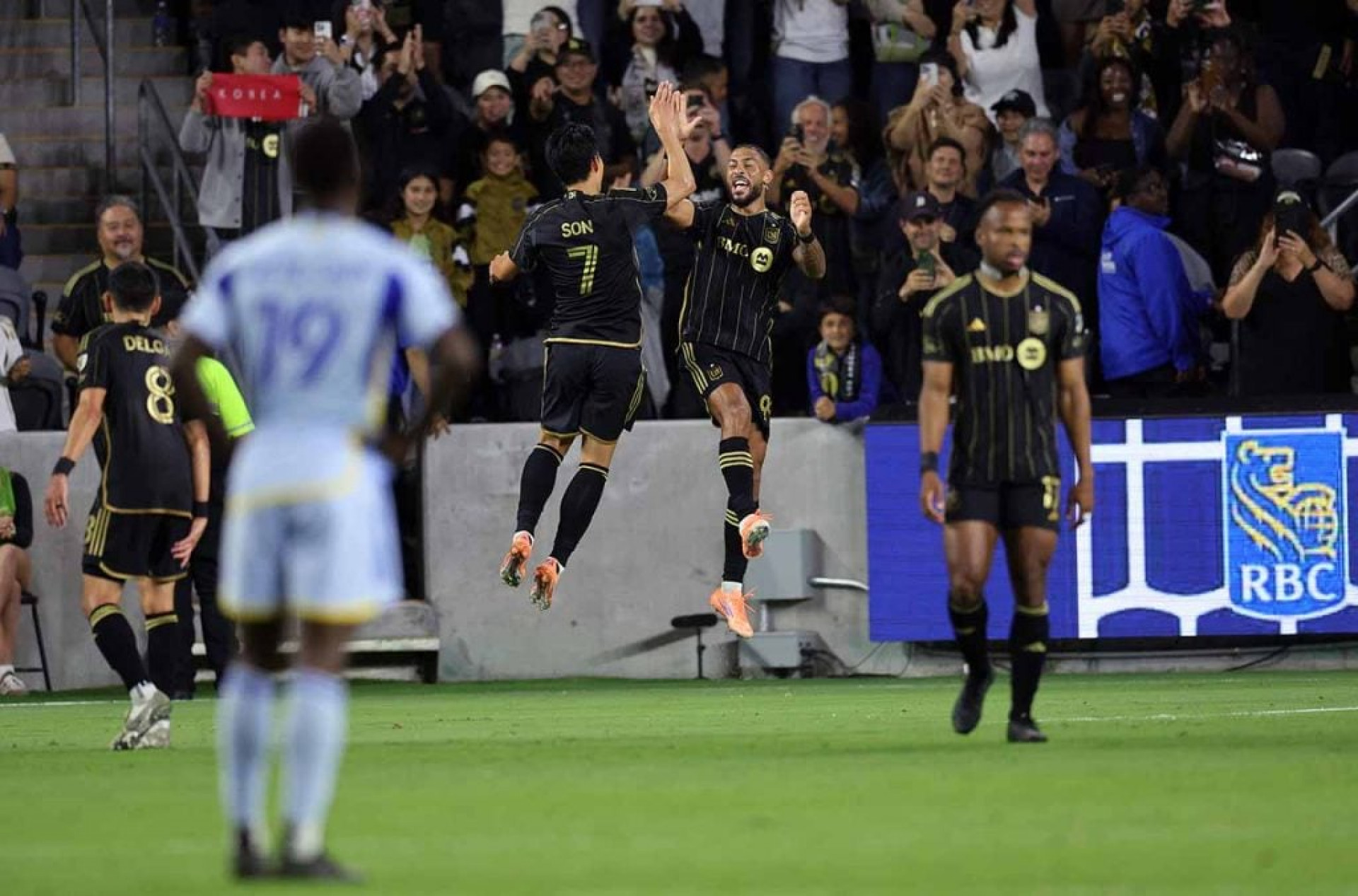 Alvo do Fluminense, Bouanga tem mais de 100 gols na MLS e foi “carrasco” do Flamengo no Mundial