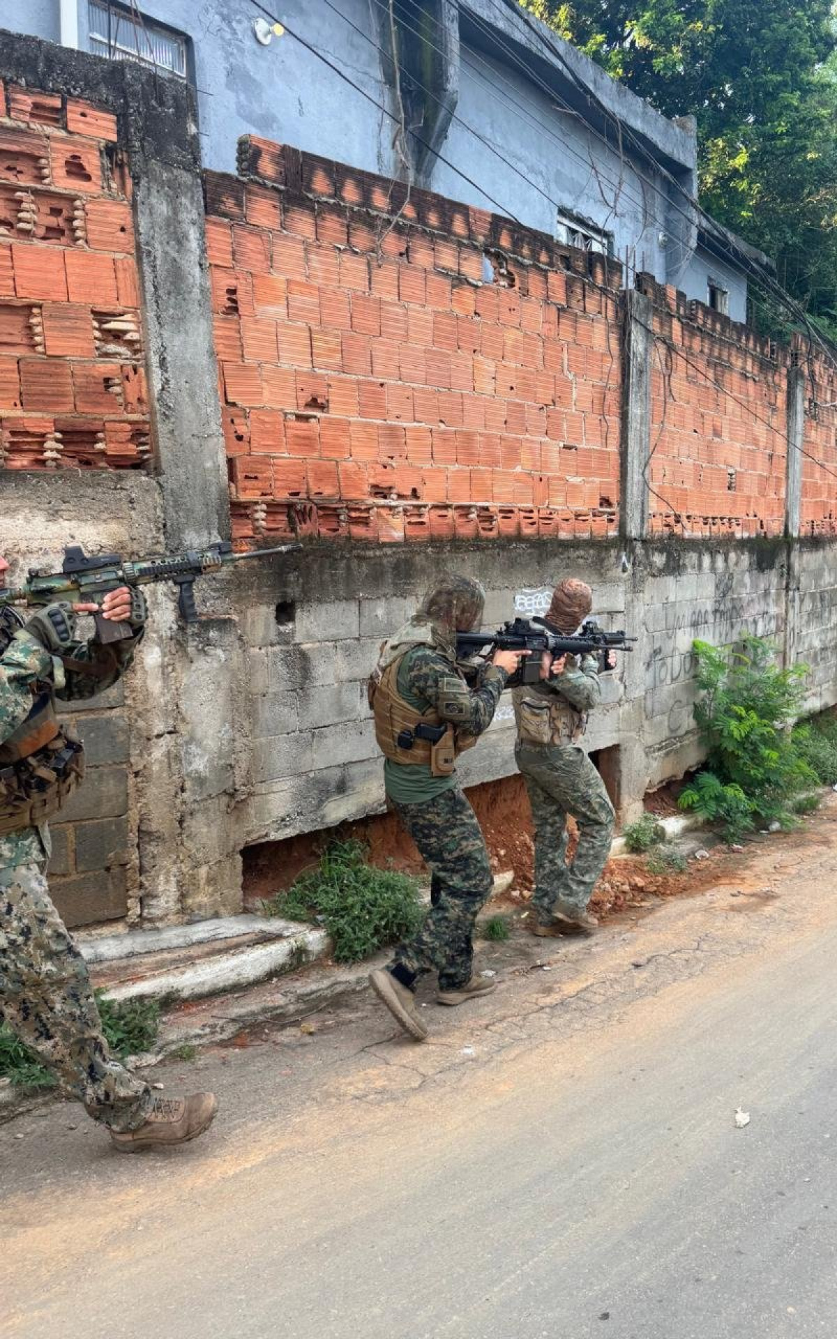 Agentes atuam nas comunidades do Corte 8 e Mangueirinha - Divulgação