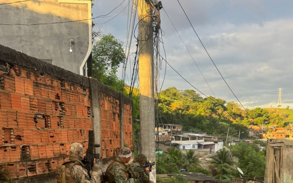 Agentes atuam nas comunidades do Corte 8 e Mangueirinha
