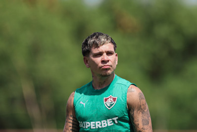 Soteldo sofre problema oftalmológico e desfalca Fluminense na final do Carioca