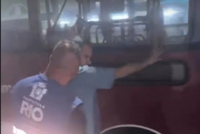 Embriagado, homem 'foge' com ônibus na Zona Oeste