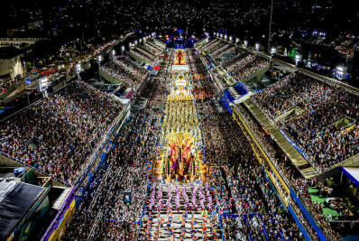 Ingressos populares para os desfiles do Grupo Especial serão vendidos nesta quinta 