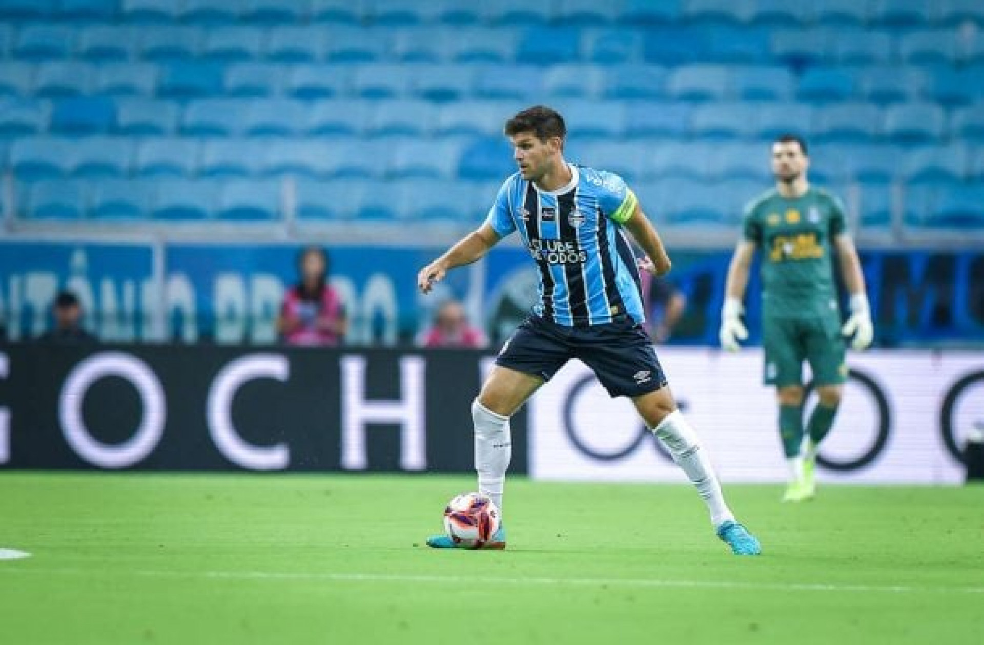 Kannemann volta a treinar e pode ser refor&ccedil;o para o Gr&ecirc;mio contra o Botafogo
