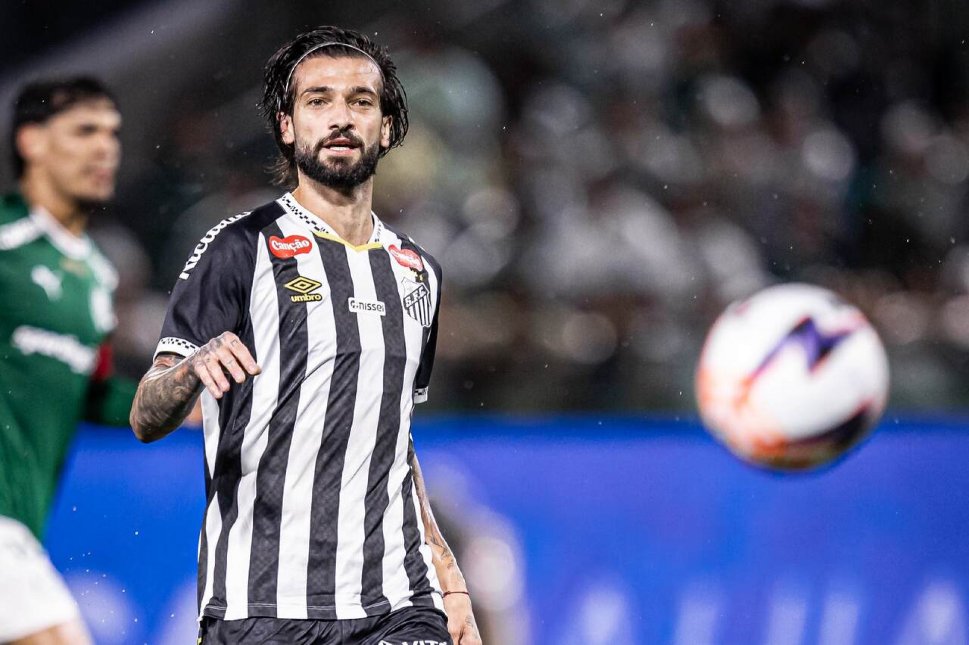 Santos renova patroc&iacute;nio com empresa at&eacute; 2027