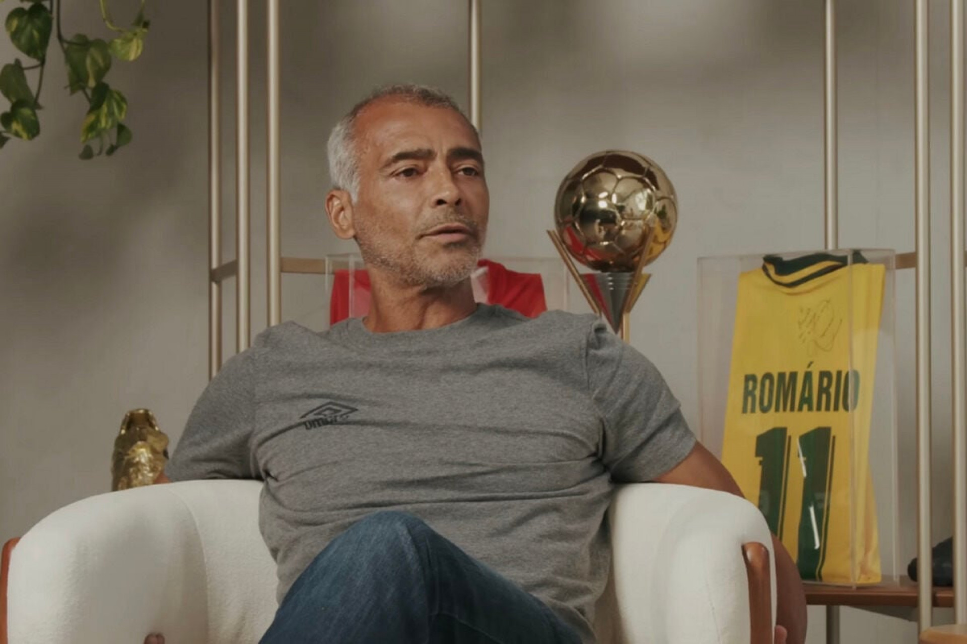 Rom&aacute;rio diz que atuais jogadores da Sele&ccedil;&atilde;o n&atilde;o t&ecirc;m chance de virarem lendas