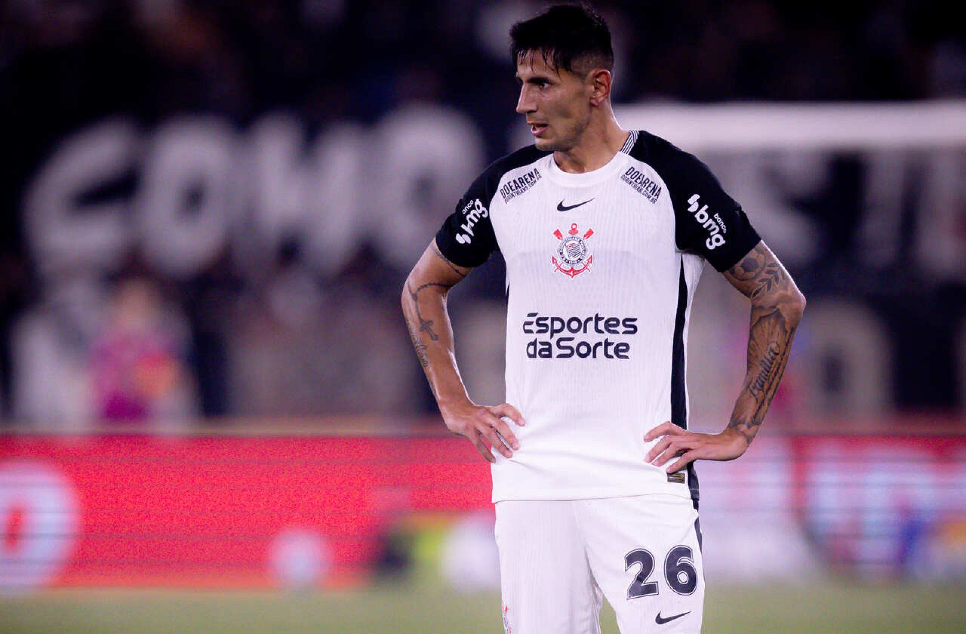 Corinthians e Angileri retomam conversas por renova&ccedil;&atilde;o de contrato