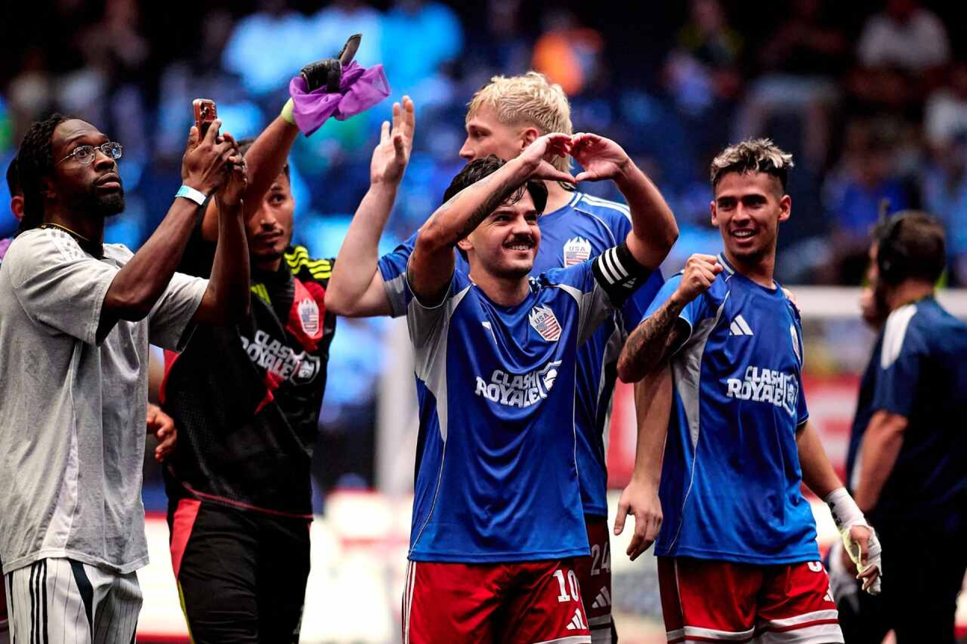 Kings League capta US$ 63 milh&otilde;es e se prepara para estreia nos Estados Unidos