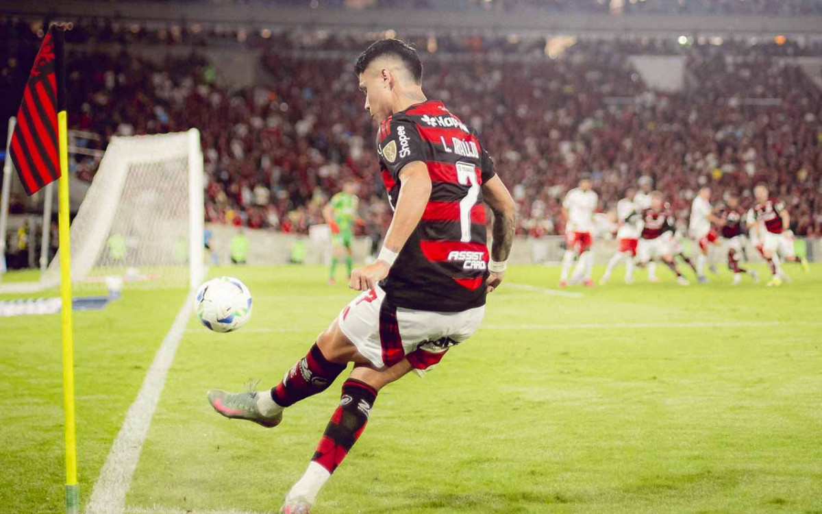 Flamengo, com desfalques, divulga relacionados para pegar o Inter