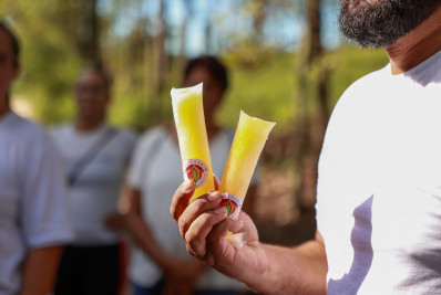 Casimiro aposta em bem-estar e lança sacolé terapêutico à base de plantas medicinais