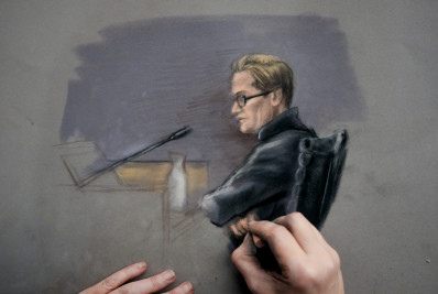 Filho da princesa de Noruega reconhece ' vida de excessos', mas nega acusações de estupro