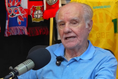 Vídeo! Ídolo do Flamengo, Evaristo de Macedo conta como era marcar Garrincha: 'Muito difícil'