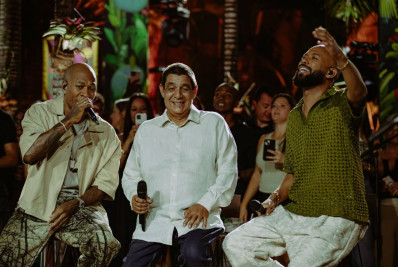 Zeca Pagodinho faz 67 anos e ganha tributo da Turma do Pagode com álbum gravado no Rio