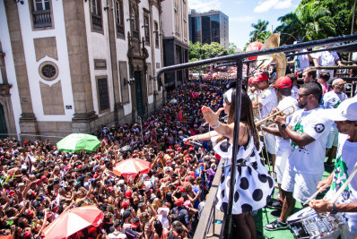 'Embalado' por projeto de nova sede, Bola Preta chega ao 107º desfile apostando na força da tradição
