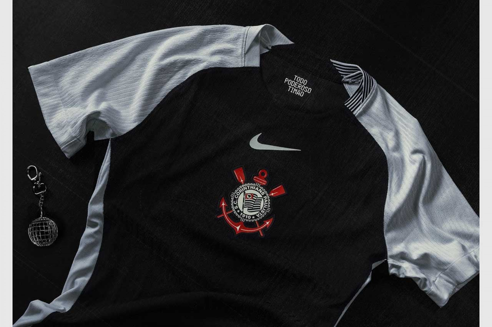 Corinthians pode superar marca de R$ 255 milh&otilde;es com patrocinadores