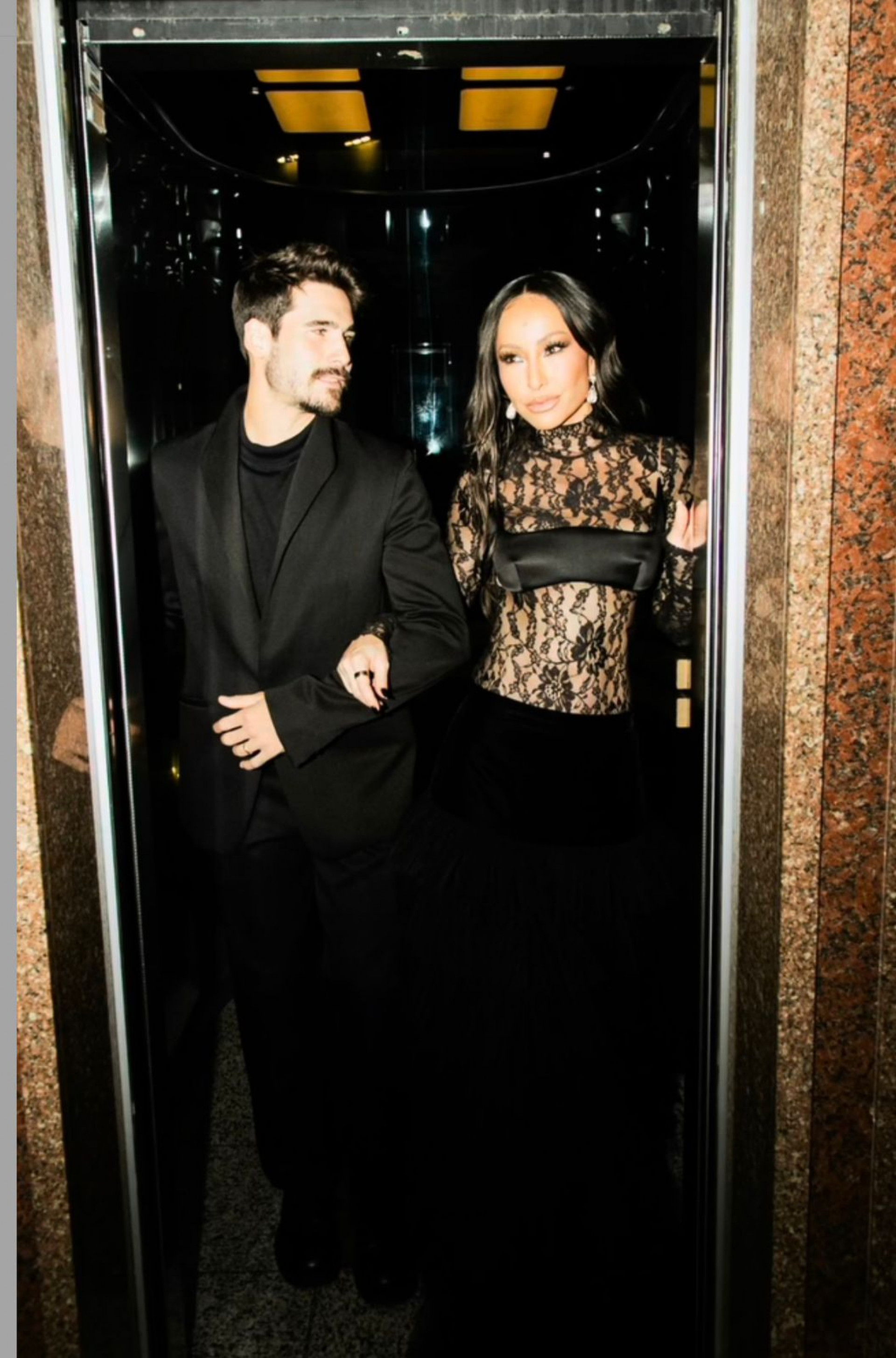 Sabrina Sato faz aniversário e ganha declaração de Nicolas Prattes - Reprodução de vídeo / Instagram