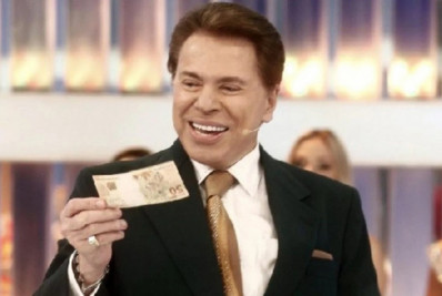 Estação das Barcas da Praça XV recebe novo nome em homenagem a Silvio Santos