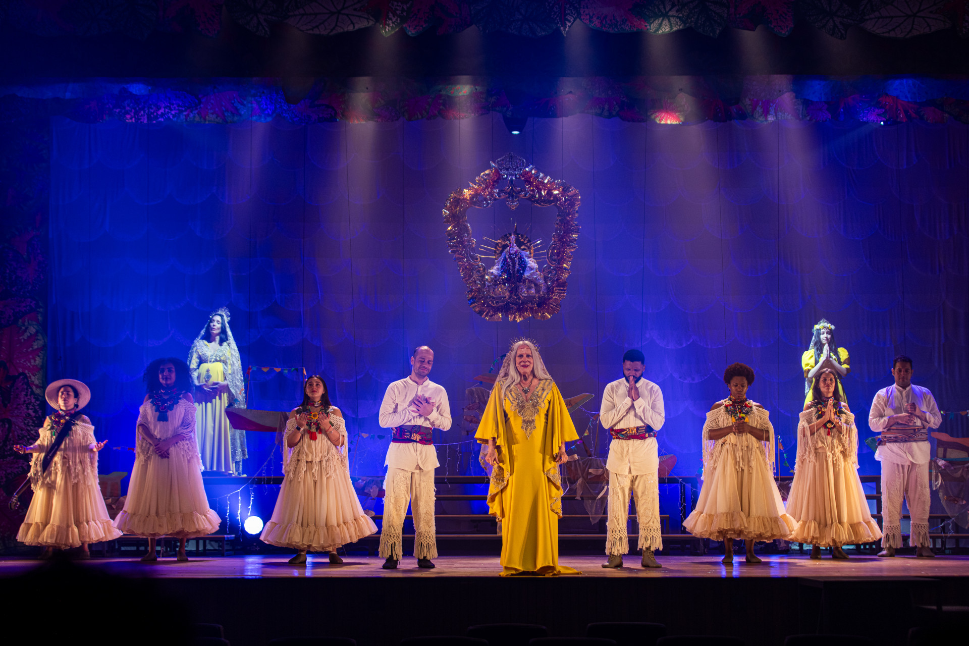 Lucinha Lins vive Fafá de Belém em espetáculo - Divulgação / Nil Caniné