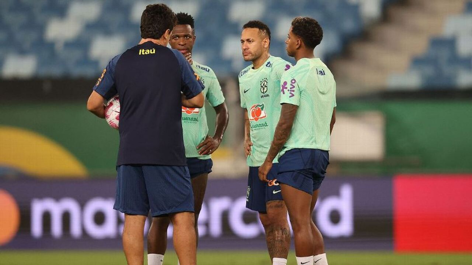 Apresentador cita fonte ligada a Ancelotti e crava Neymar na Sele&ccedil;&atilde;o