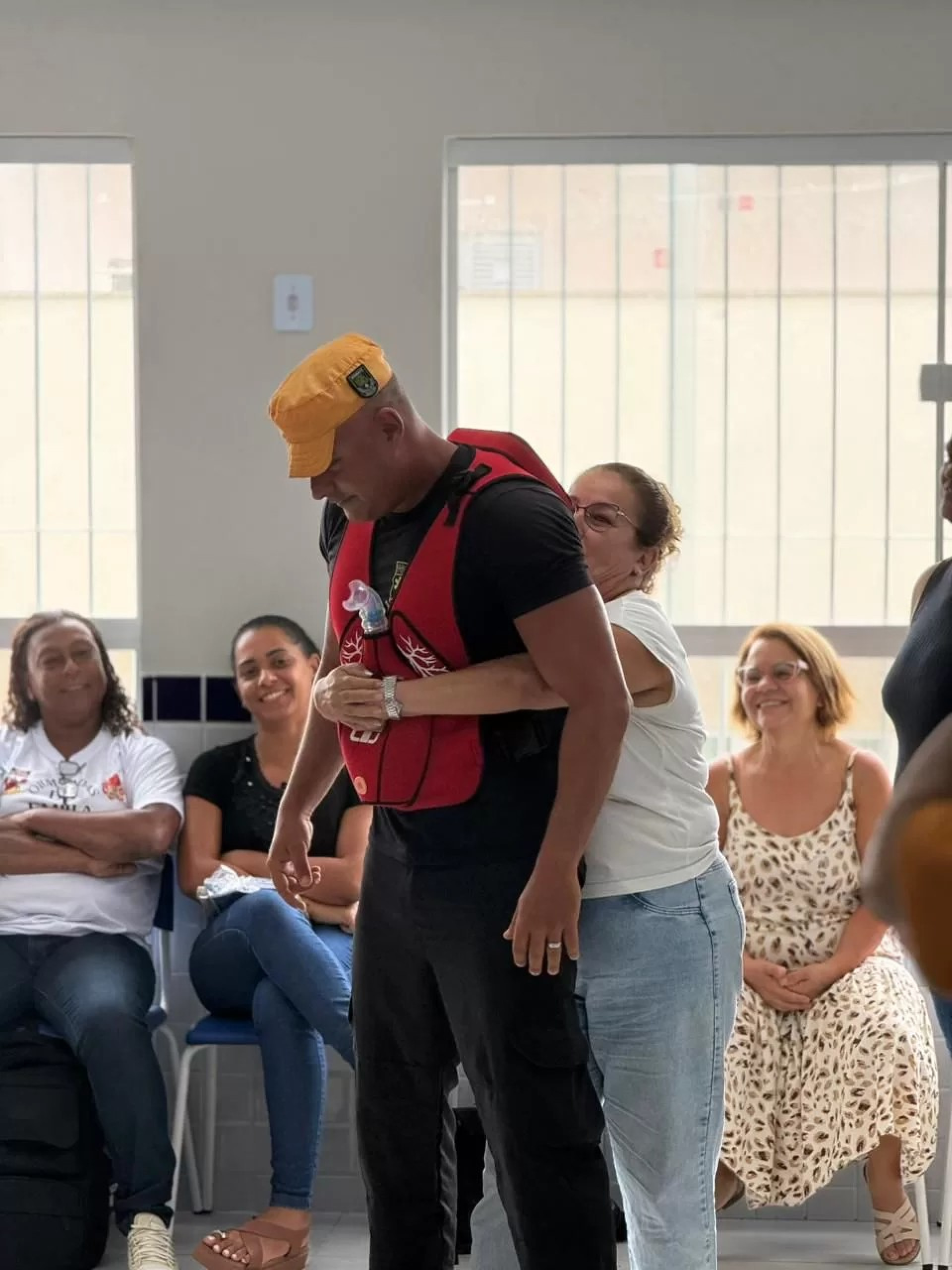 Formação Continuada de Arraial do Cabo promove curso de noções de primeiros socorros