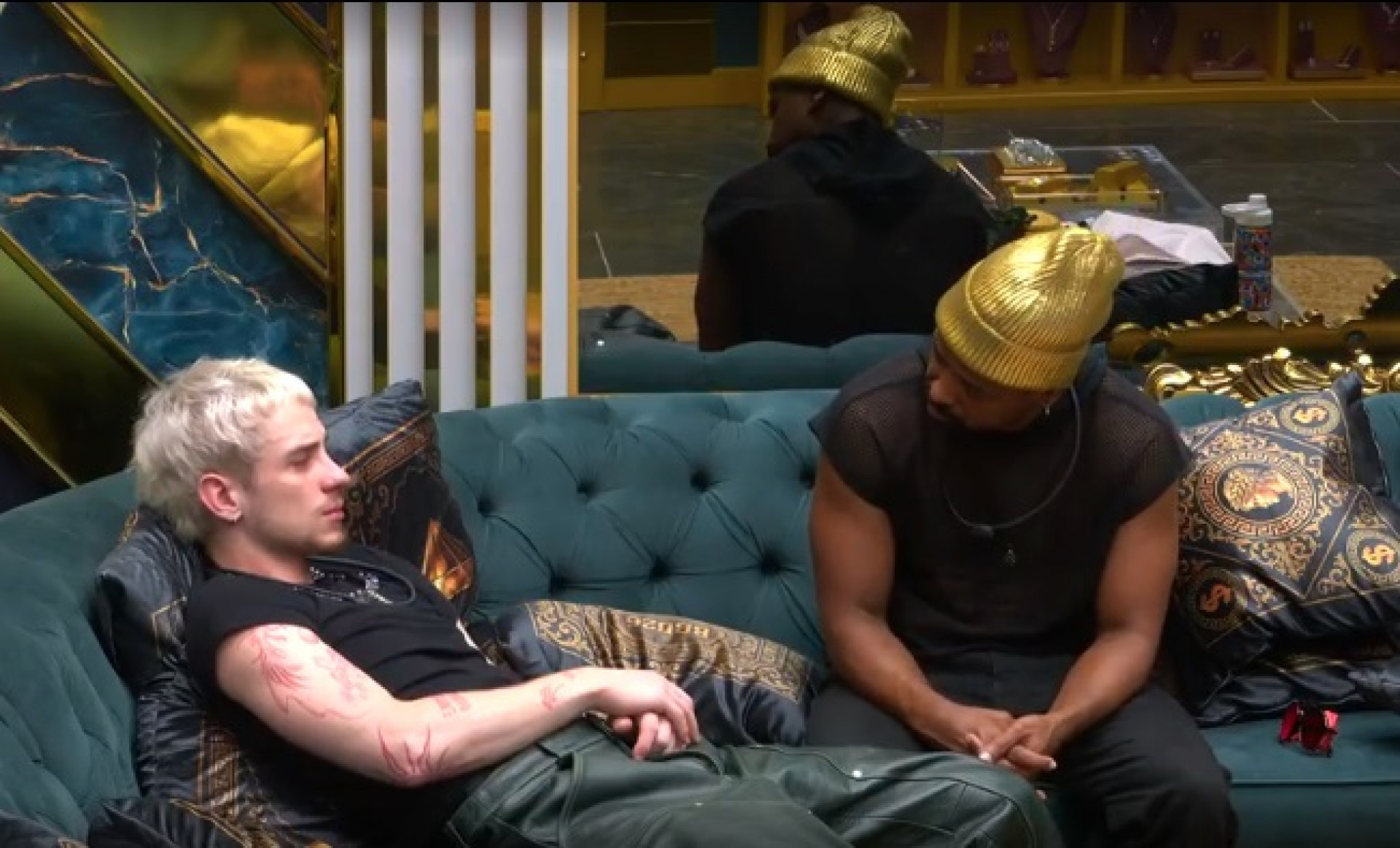 Leandro conforta Juliano - Reprodução de vídeo