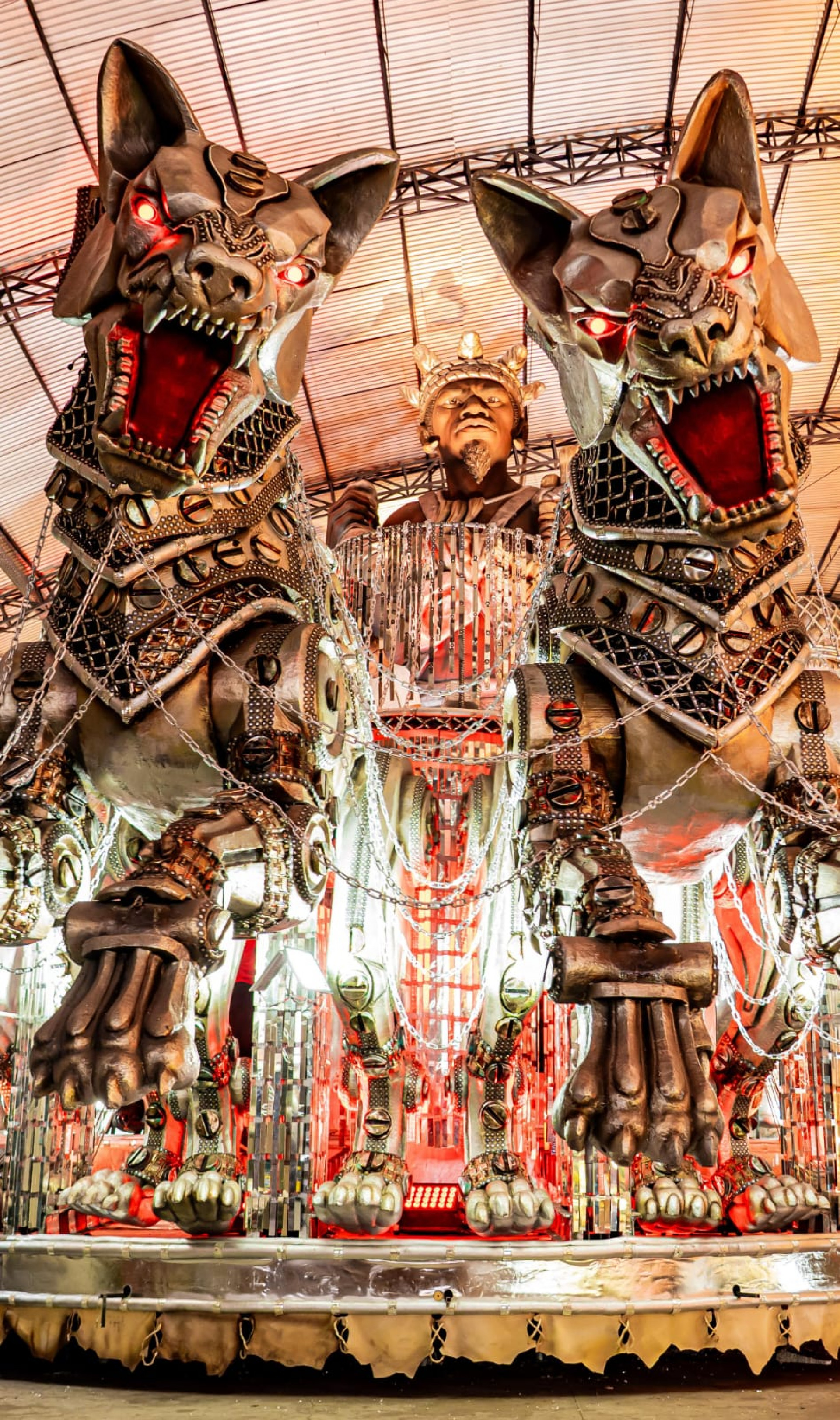 Uni&atilde;o de Maric&aacute; leva ao p&uacute;blico uma leitura da joalheria negra, exaltando a sabedoria ancestral - Divulga&ccedil;&atilde;o / Uni&atilde;o de Maric&aacute; 