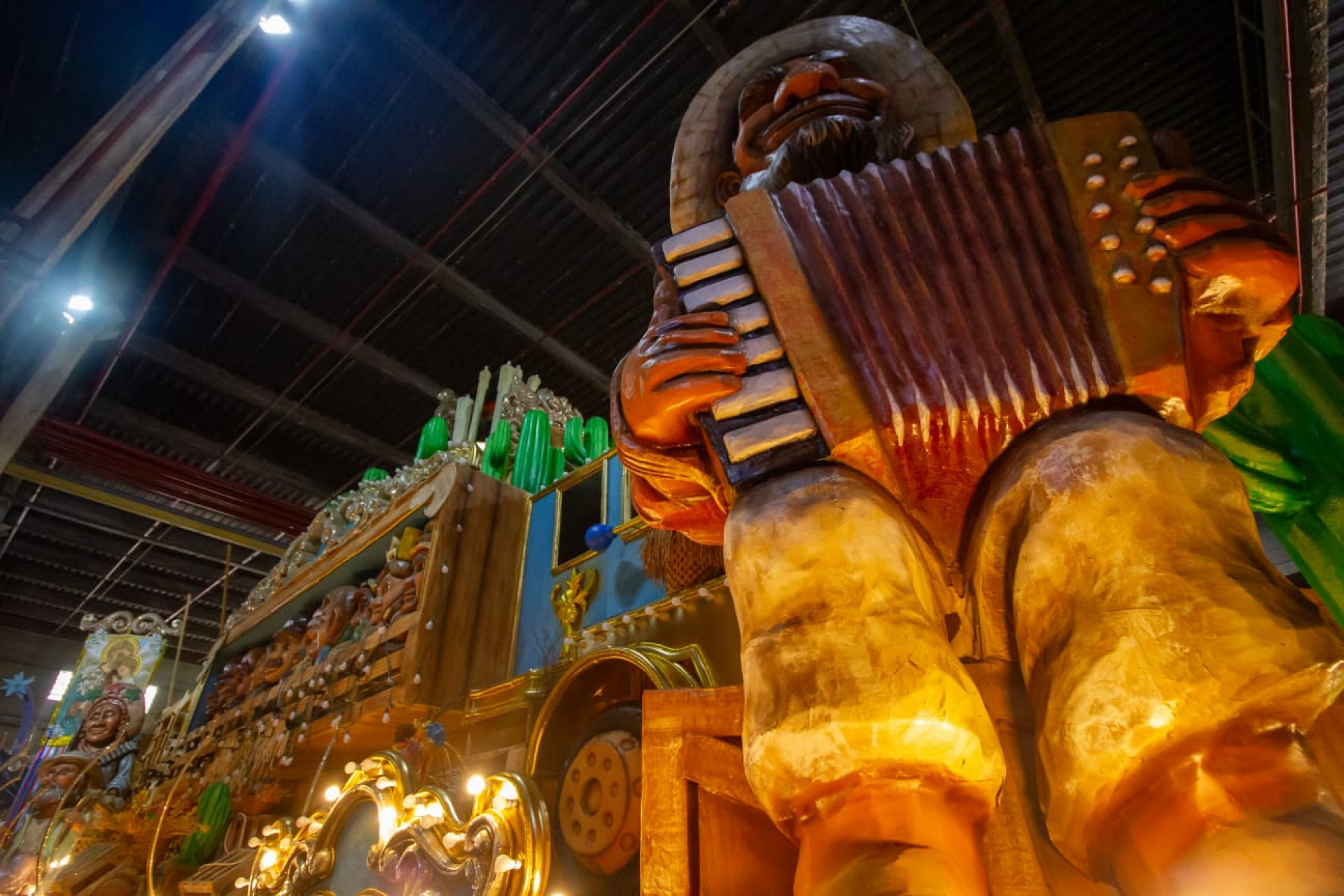 Alegoria da Acad&ecirc;micos de Niter&oacute;i  - &Eacute;rica Martin / Ag&ecirc;ncia O Dia