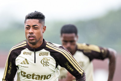 Bruno Henrique revela até quando seguirá <br>como atleta profissional