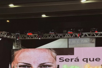 Arraial do Cabo abre ano letivo com palestra de Ana Beatriz Barbosa