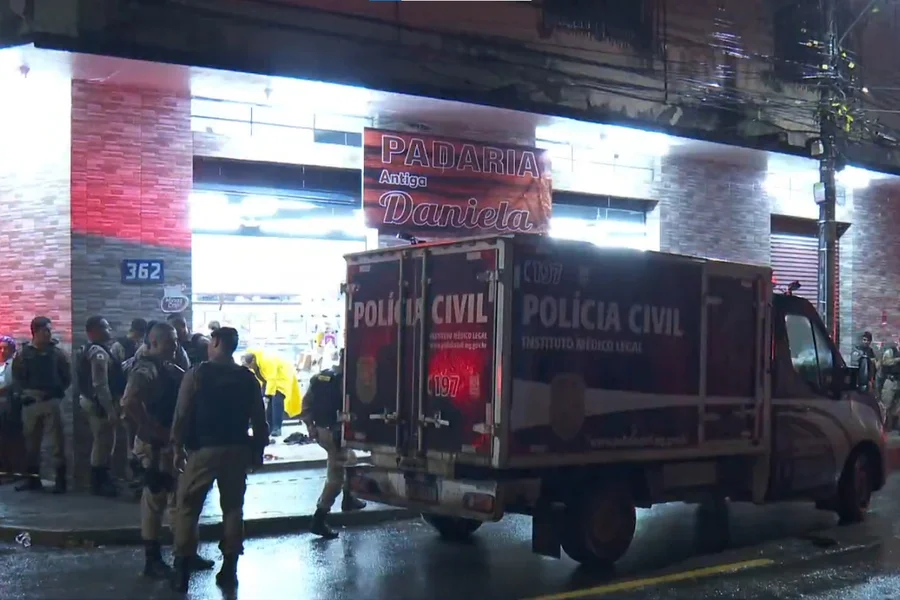 Vítimas de chacina em padaria de BH são veladas