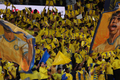 Cristiano Ronaldo fica fora de outro jogo e recebe apoio da torcida