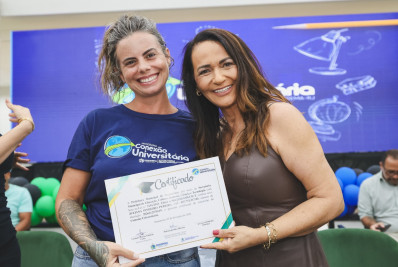 Prefeitura de Saquarema entrega 1 mil certificados do programa Conexão Universitária