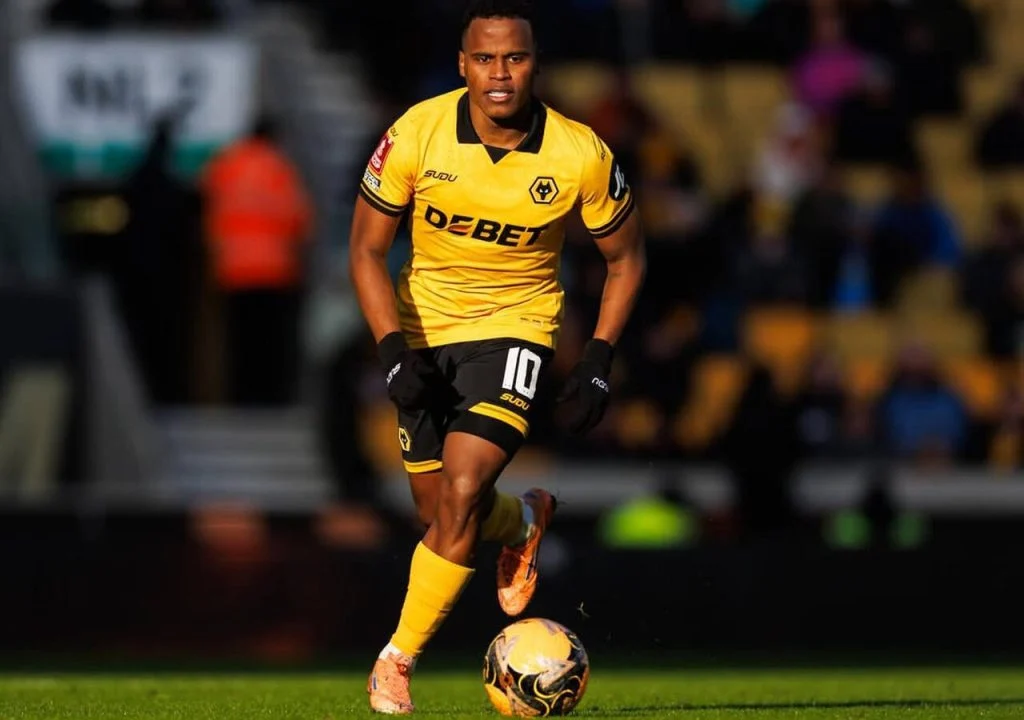 Fluminense receber&aacute; quantia milion&aacute;ria por venda de Arias ao Palmeiras