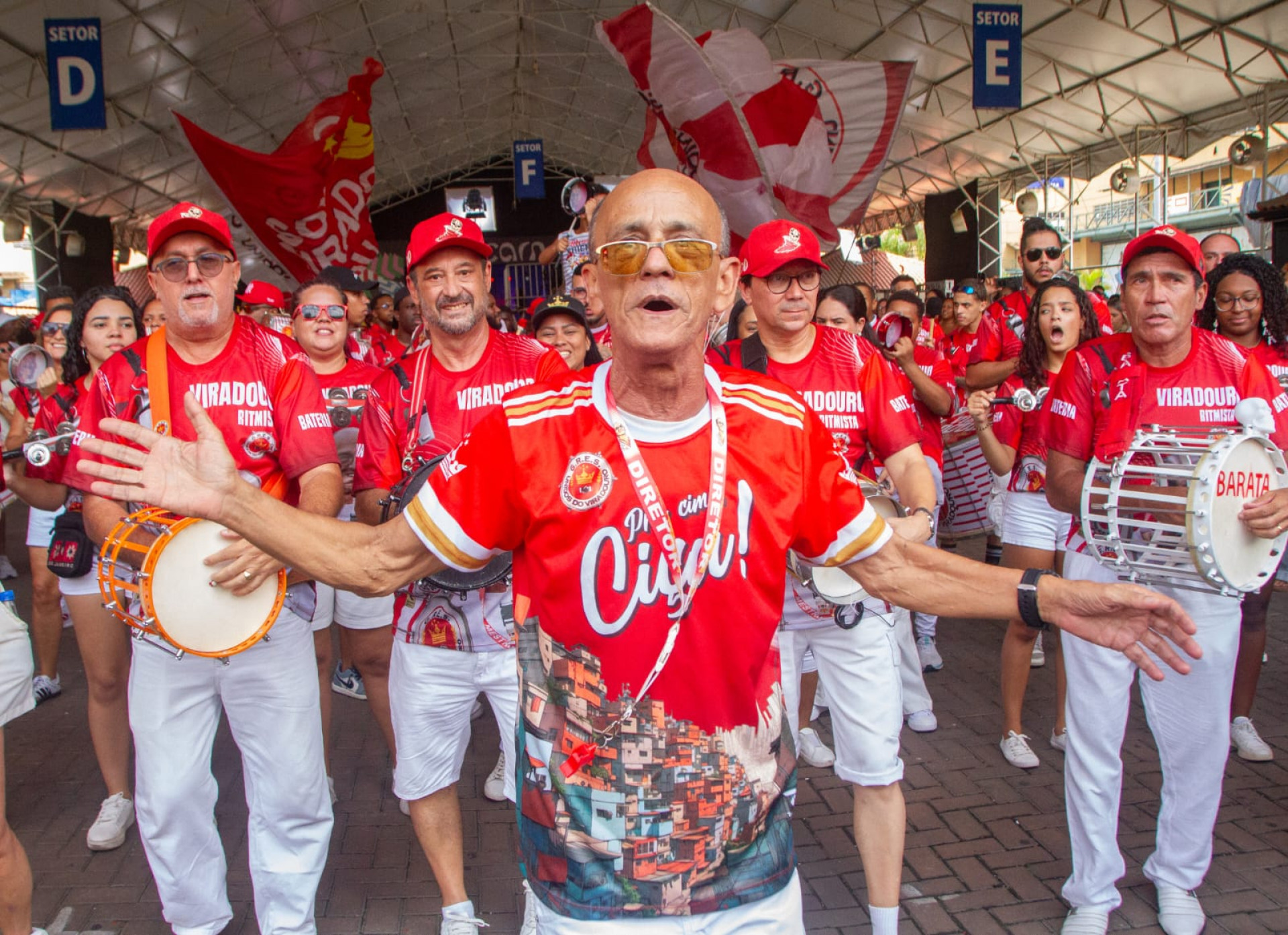 Ci&ccedil;a &eacute; o mestre de bateria da Viradouro - &Eacute;rica Martin / Ag&ecirc;ncia O Dia