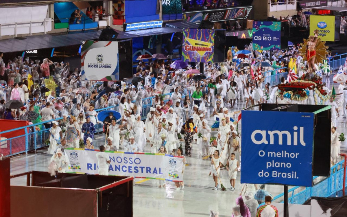 Tradicional Lavagem da Sapucaí, neste sábado