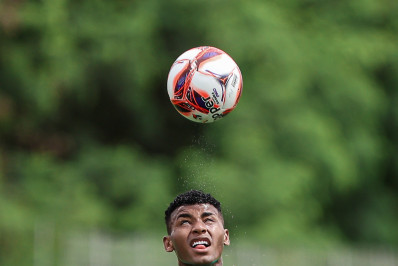 Hércules e Soteldo treinam de novo e podem voltar ao Fluminense neste domingo
