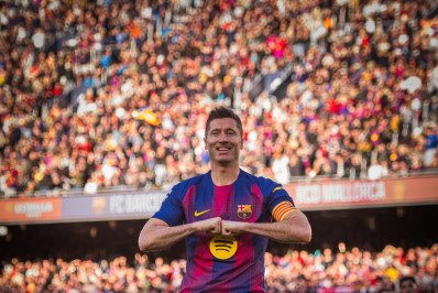 Com gols de Lewandowski e Yamal, Barcelona bate o Mallorca e mantém liderança de La Liga