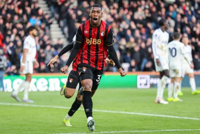 Ex-Vasco, Rayan celebra primeiro gol pelo Bournemouth: 'Muito feliz'