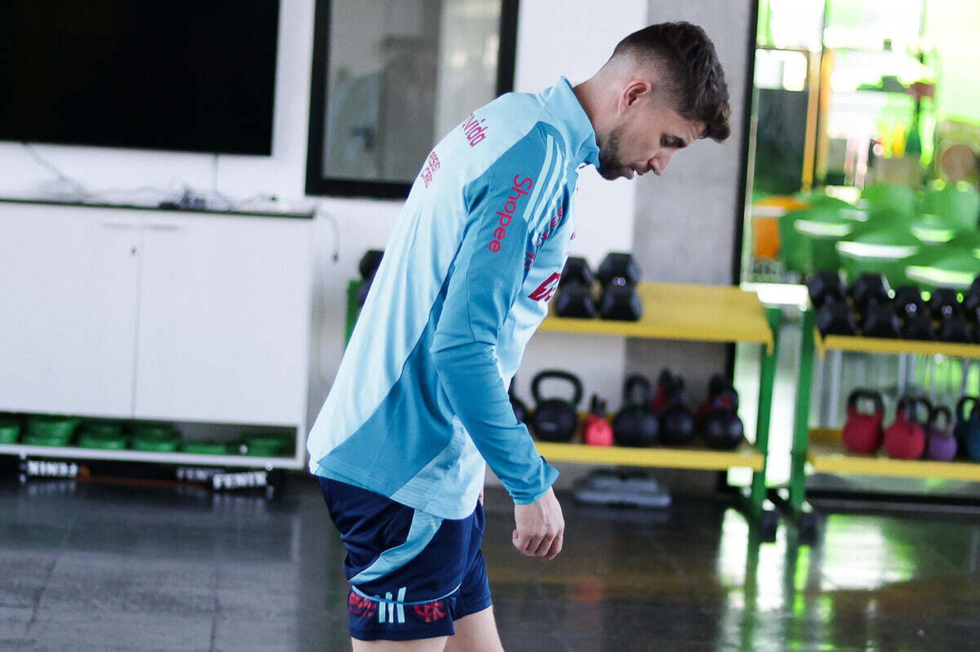 Flamengo confirma nova les&atilde;o e soma tr&ecirc;s desfalques para rodada decisiva do Carioc&atilde;o