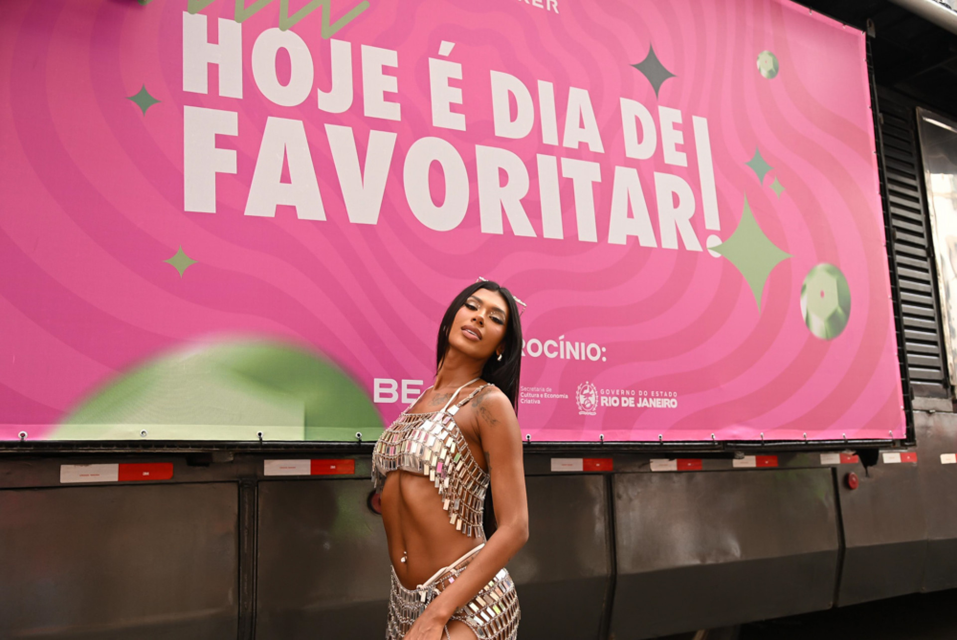 Pocah é uma das atrações do Bloco da Favorita - BrazilNews