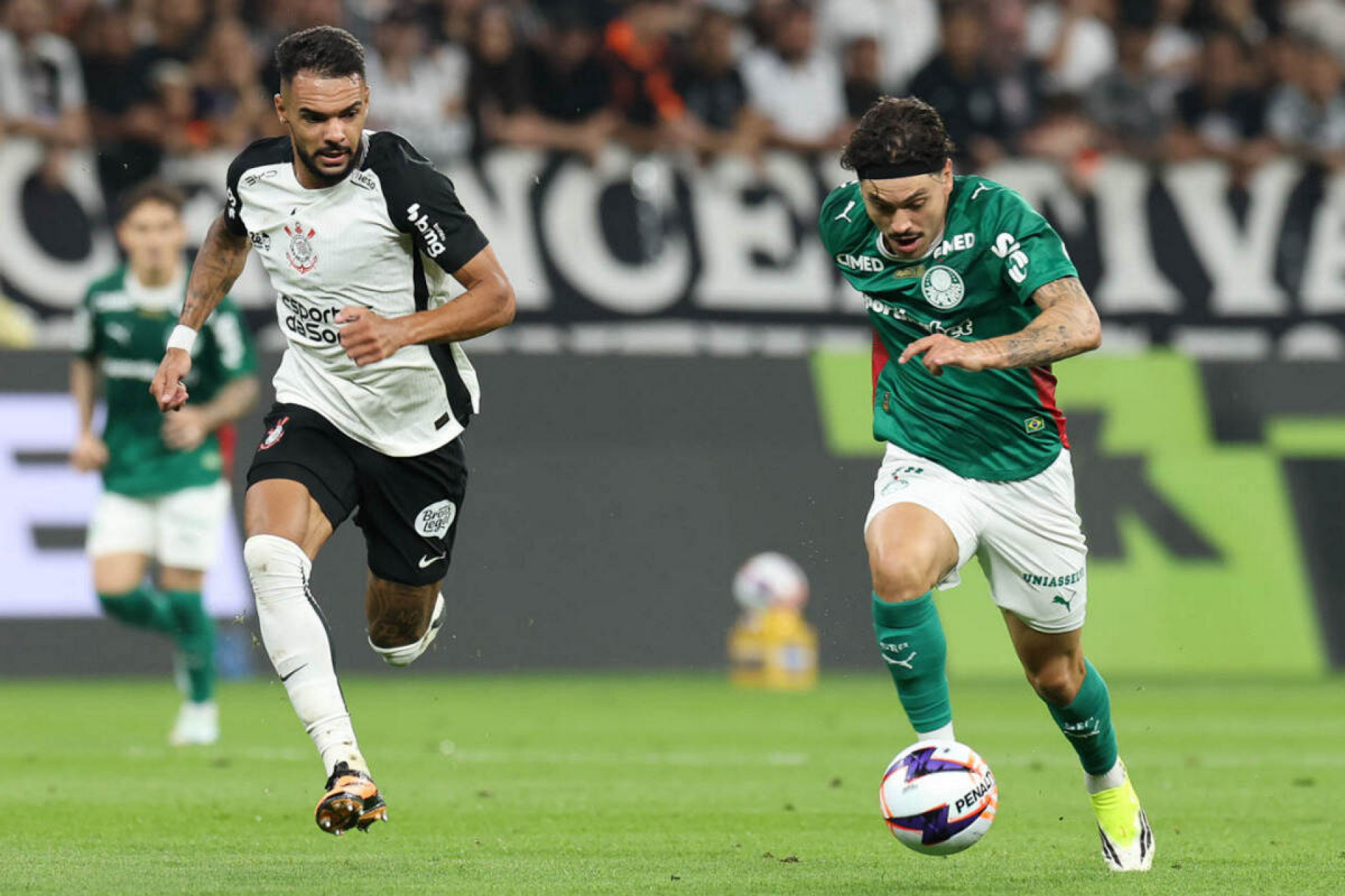 Gustavo Henrique lamenta p&ecirc;nalti perdido pelo Corinthians diante do Palmeiras