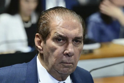 Senador Jader Barbalho tem alta hospitalar depois de 4 dias internado