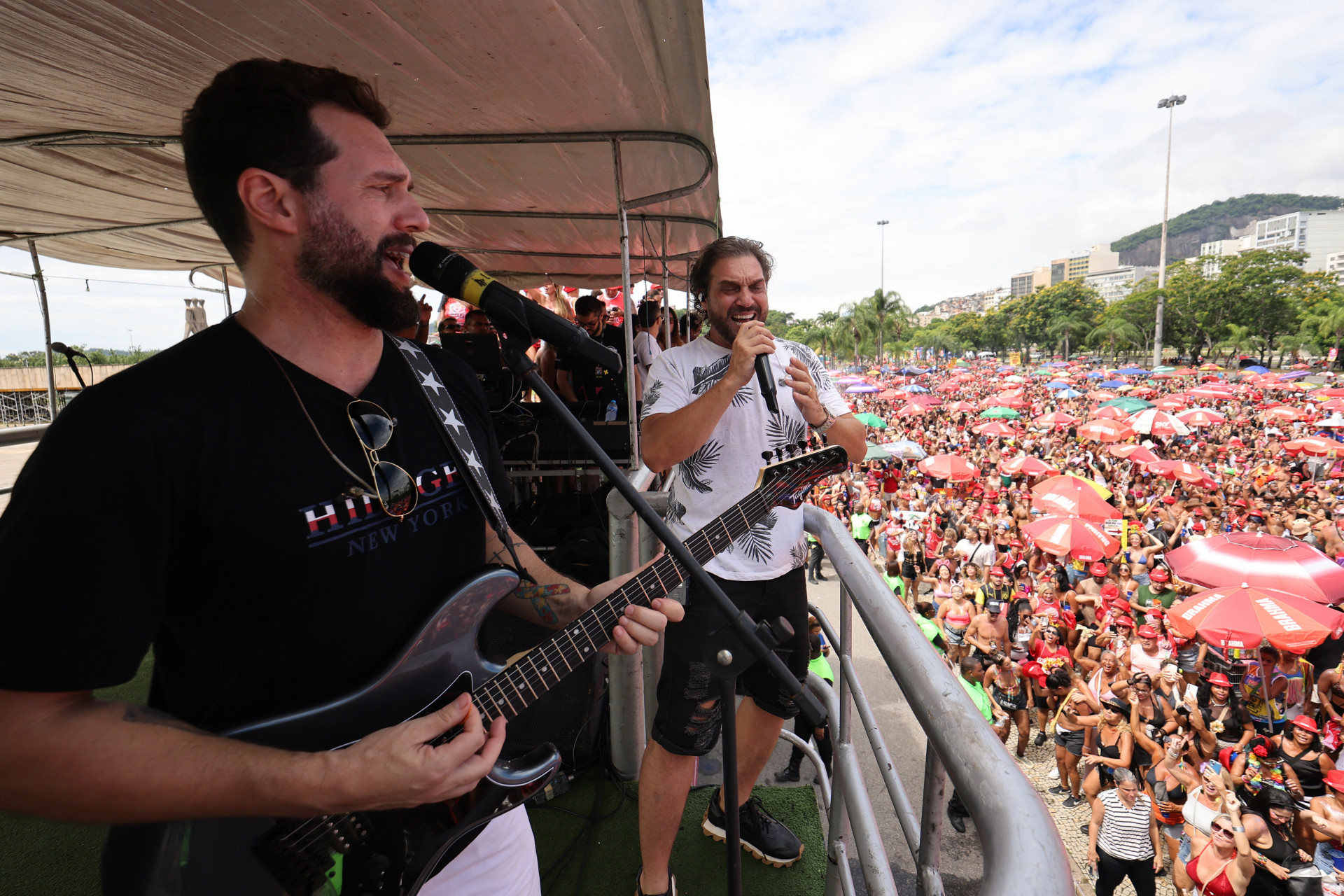 Foliões curtem o 'Chora Me Liga' no  Aterro do Flamengo  - Wagner Meier / Riotur