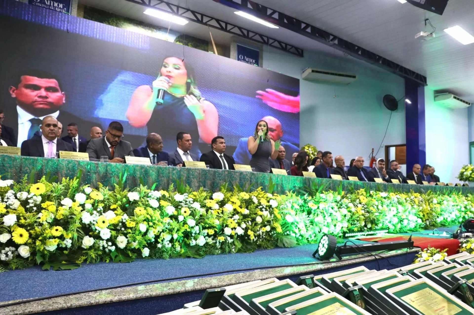 Sessão solene dos 167 anos de Araruama  - Reprodução