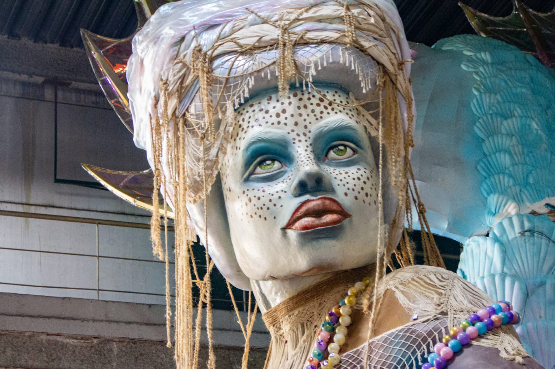 Detalhe de escultura de alegoria da Portela - &Eacute;rica Martin / Ag&ecirc;ncia O Dia